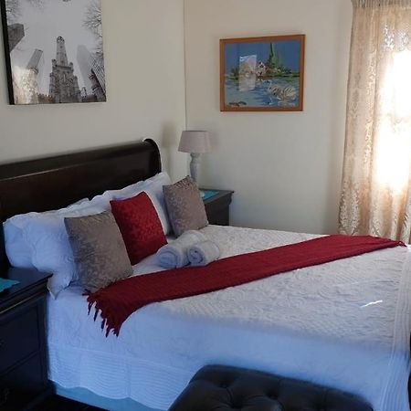 Blues Bnb Bed & Breakfast Port Elizabeth Exterior photo